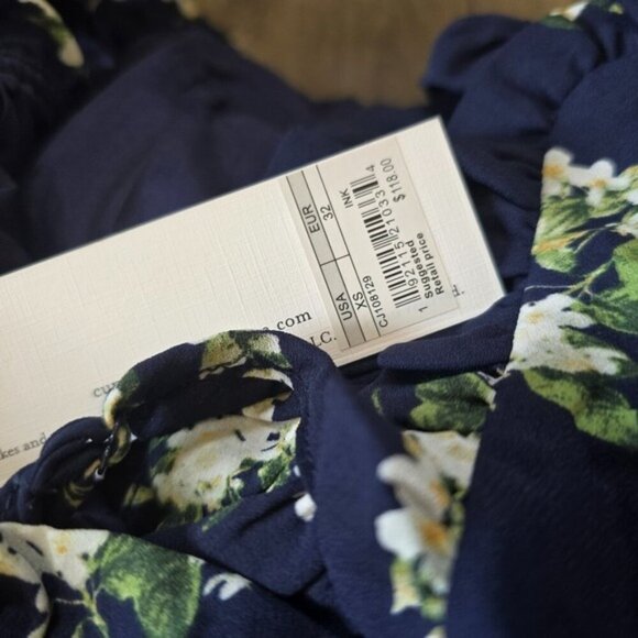 Spring Themed Mystery Box In Womens Size XS / 4 - Picture 2 of 3